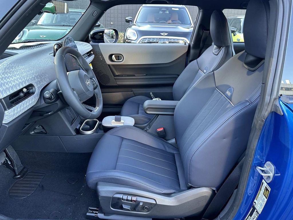 new 2025 MINI Hardtop car, priced at $37,080