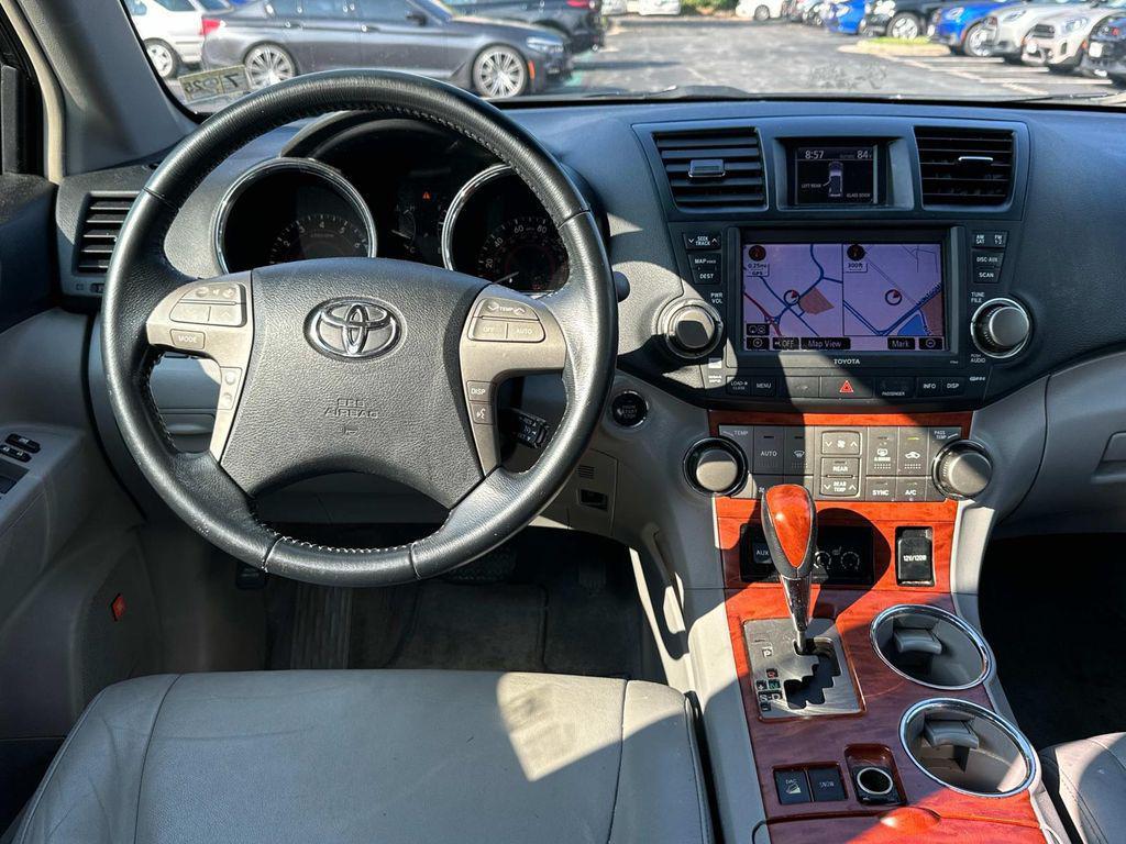 used 2010 Toyota Highlander car, priced at $10,150