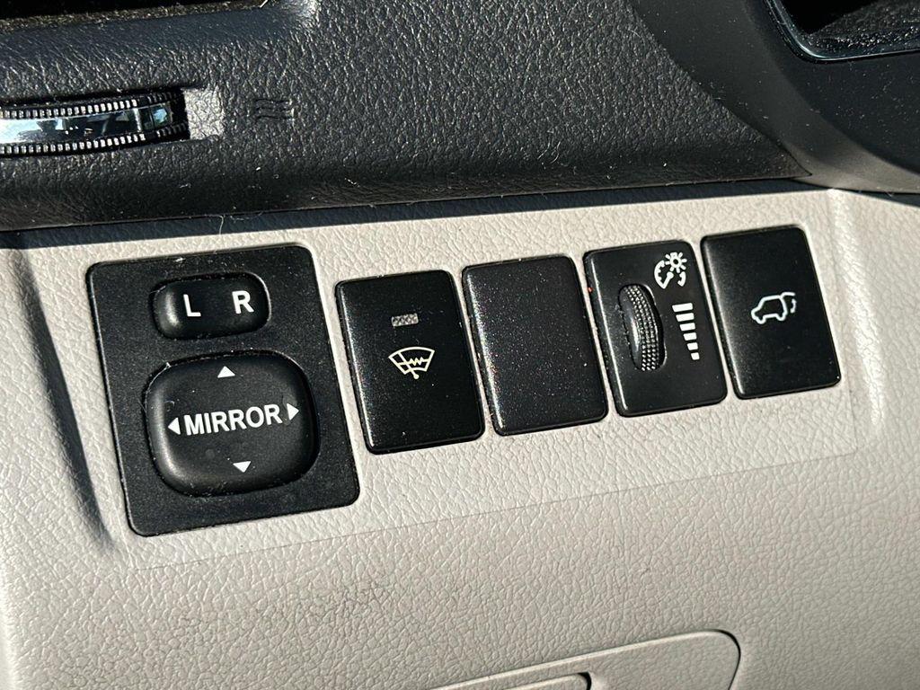 used 2010 Toyota Highlander car, priced at $10,150