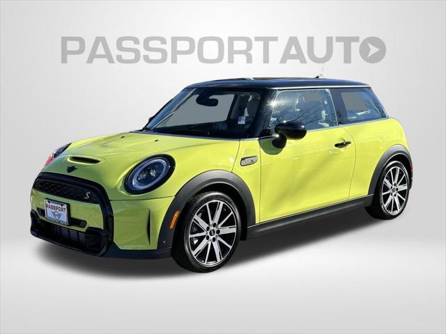 used 2024 MINI Hardtop car, priced at $32,995