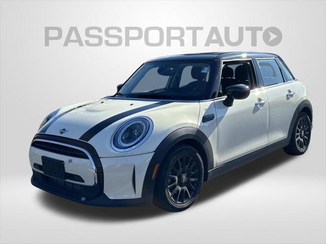 used 2022 MINI Hardtop car, priced at $23,500