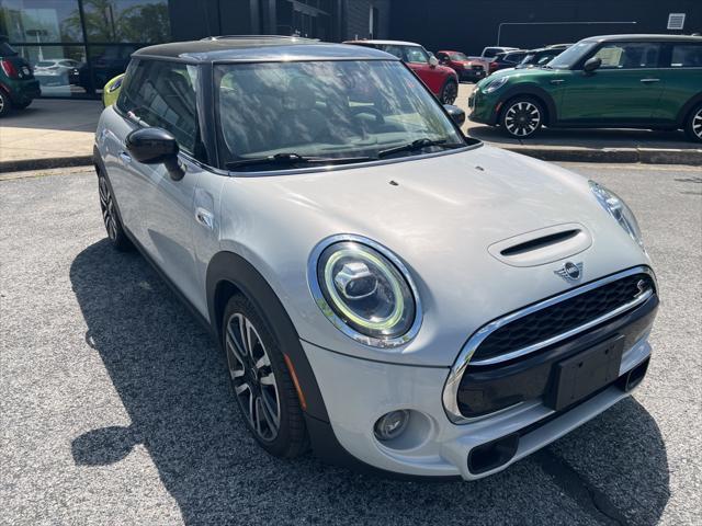 used 2021 MINI Hardtop car, priced at $22,999