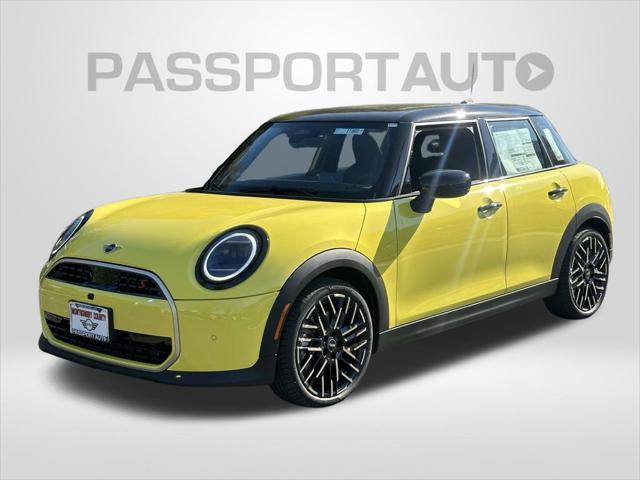 new 2025 MINI Hardtop car, priced at $39,880