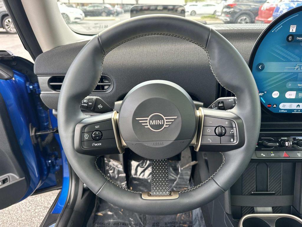 used 2025 MINI Hardtop car, priced at $29,820