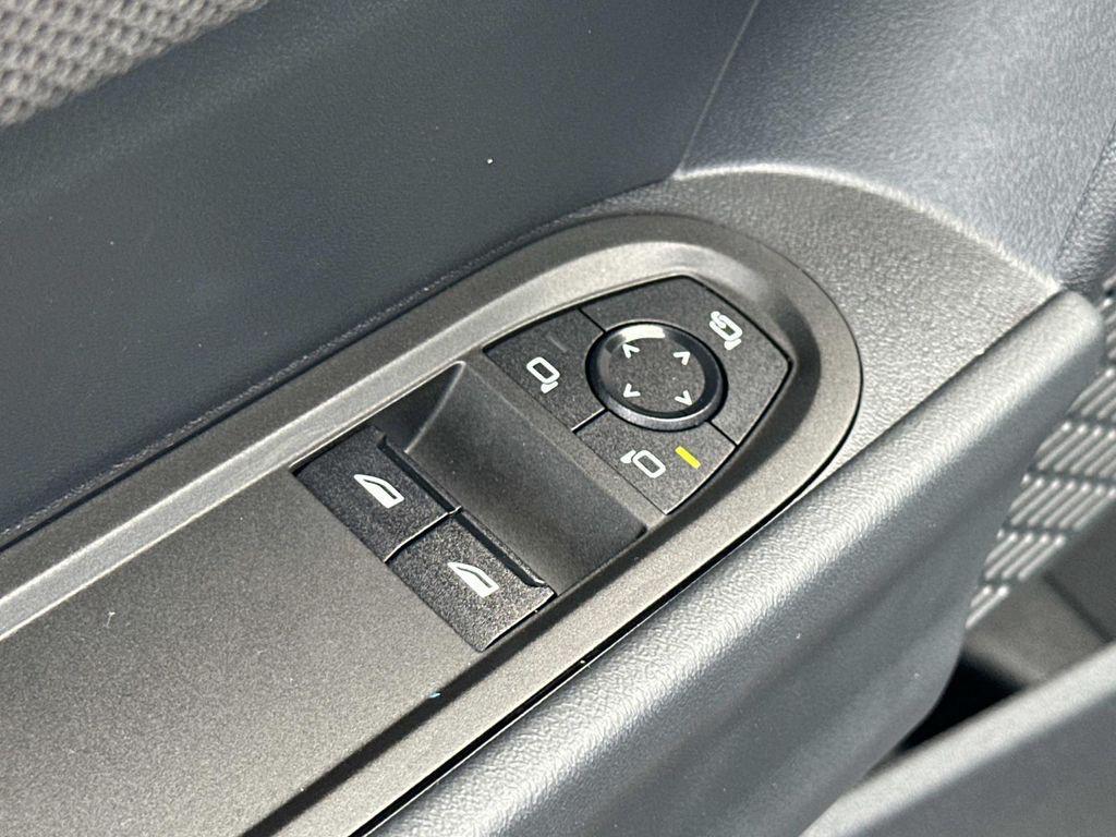 used 2025 MINI Hardtop car, priced at $29,820