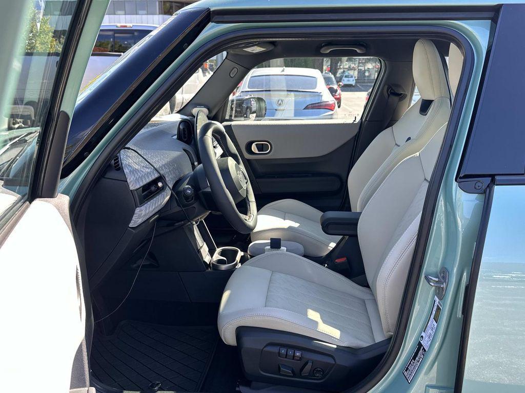 new 2025 MINI Hardtop car, priced at $39,810