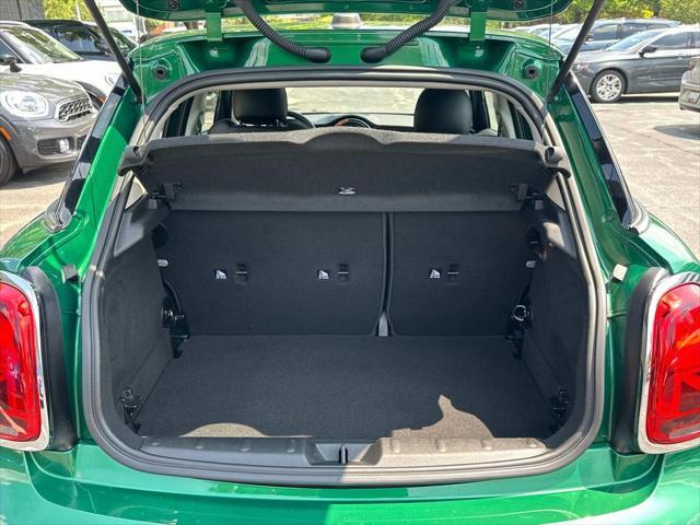 used 2023 MINI Hardtop car, priced at $25,998