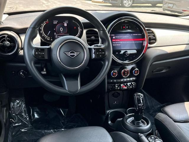 used 2023 MINI Hardtop car, priced at $25,998
