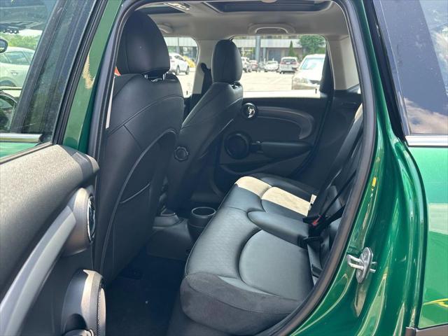 used 2023 MINI Hardtop car, priced at $25,998
