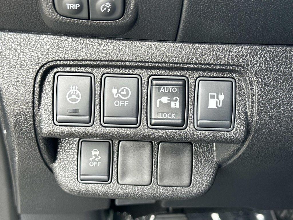 used 2015 Nissan Leaf car, priced at $6,500