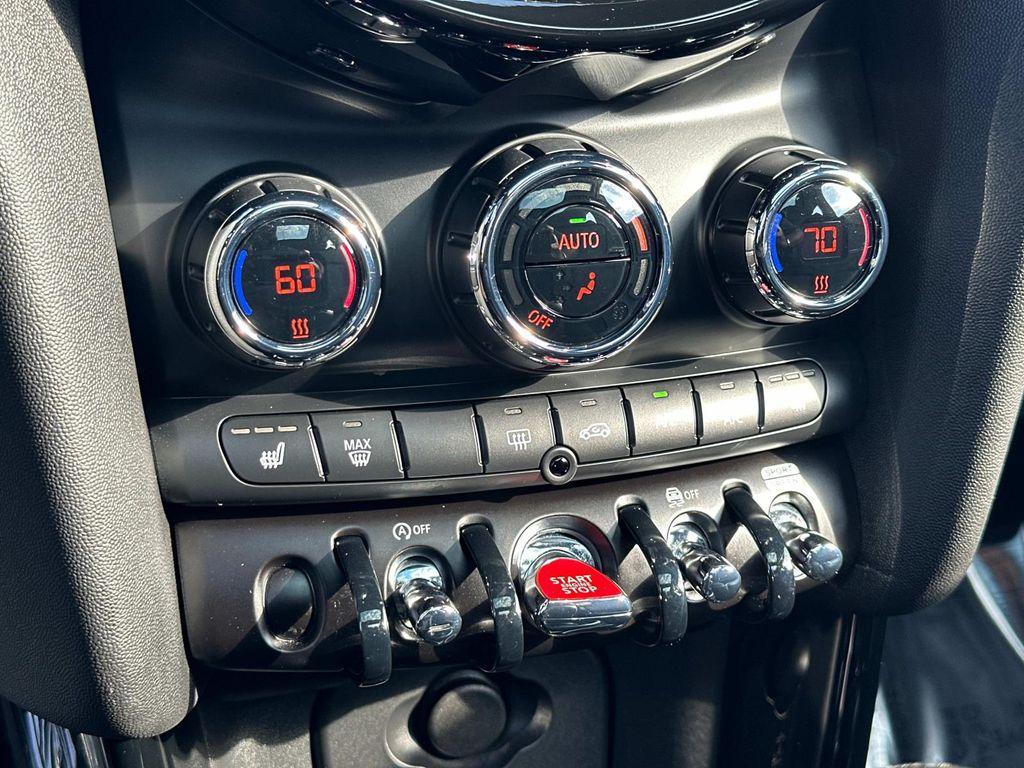 used 2022 MINI Hardtop car, priced at $26,500