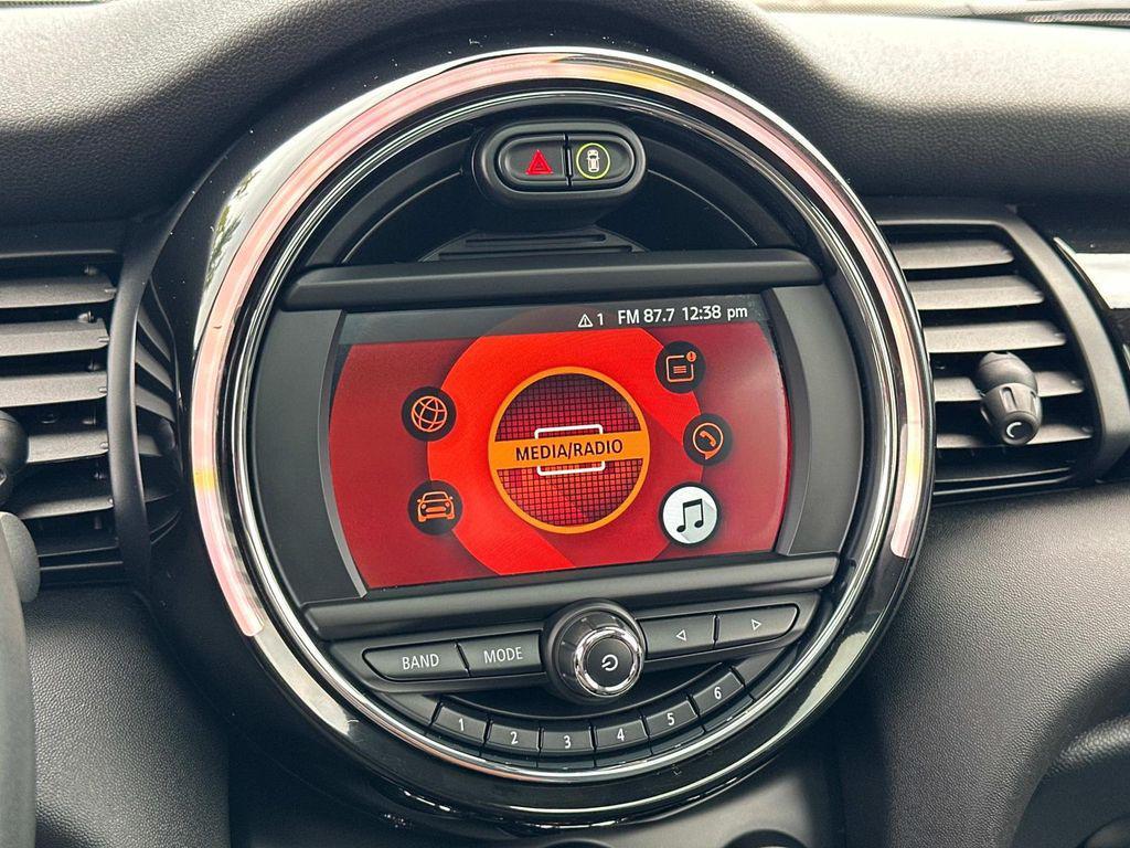 used 2021 MINI Hardtop car, priced at $21,224