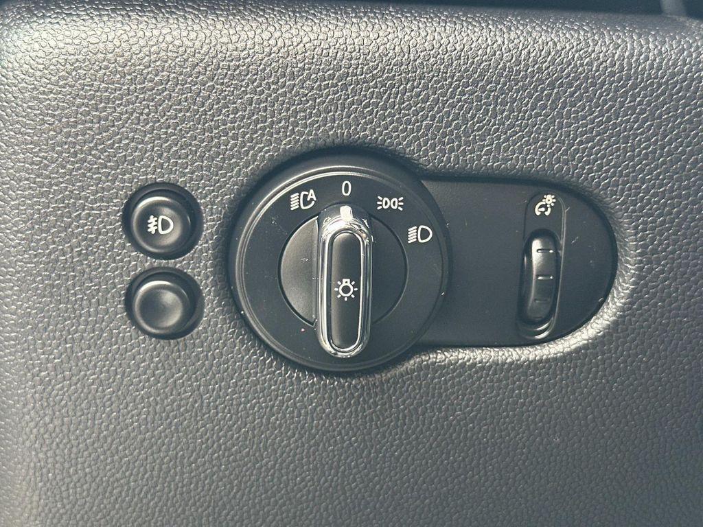 used 2021 MINI Hardtop car, priced at $21,224