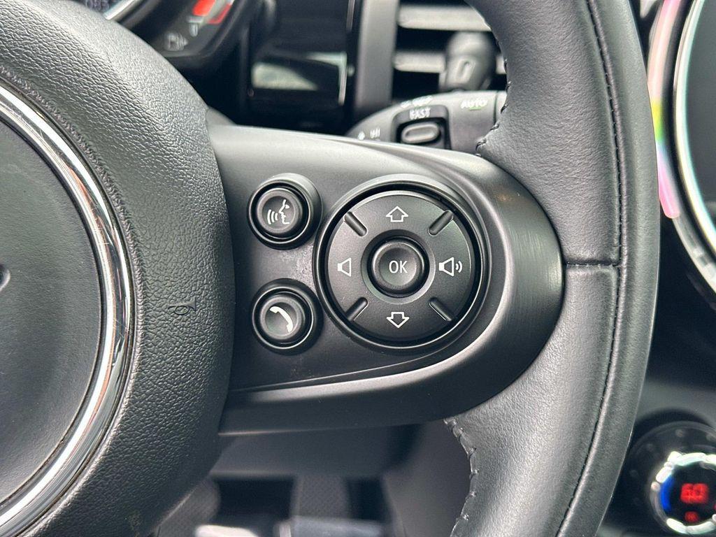 used 2021 MINI Hardtop car, priced at $21,224
