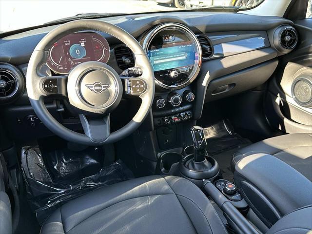 used 2022 MINI Hardtop car, priced at $24,679