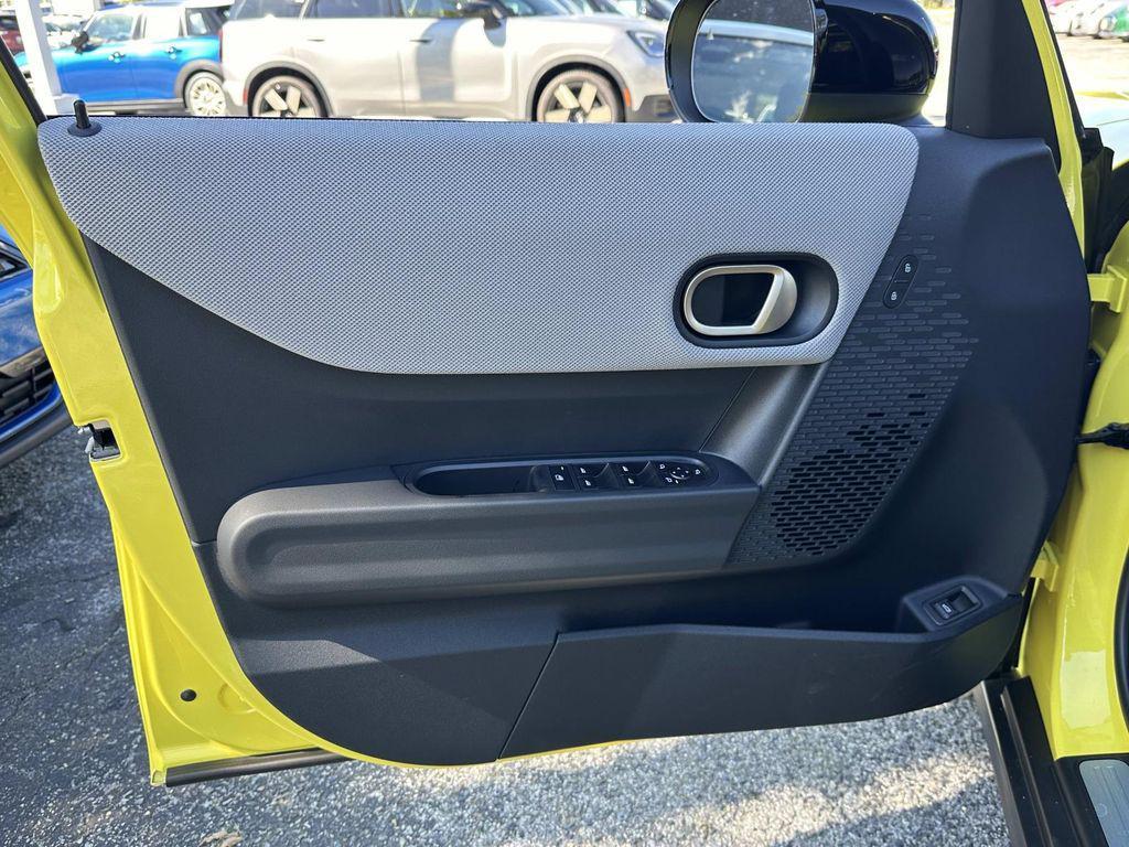 new 2025 MINI Hardtop car, priced at $39,380