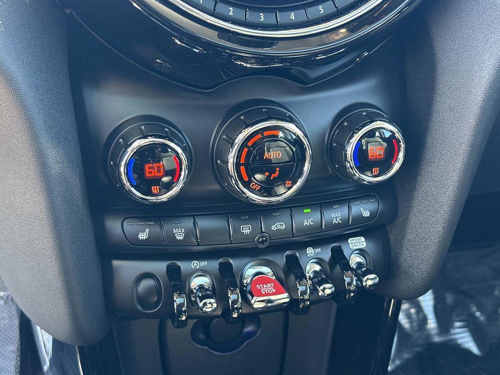 used 2021 MINI Hardtop car, priced at $24,500