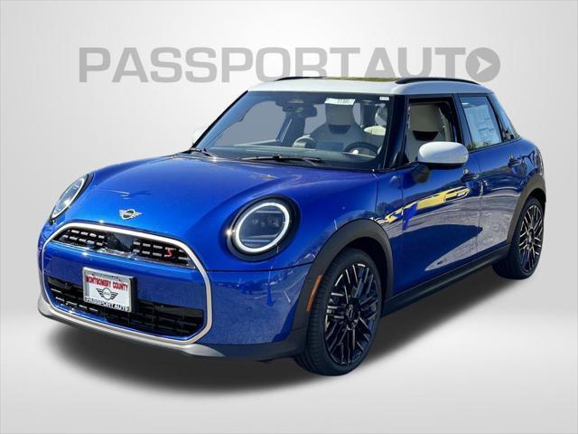 new 2025 MINI Hardtop car, priced at $39,680