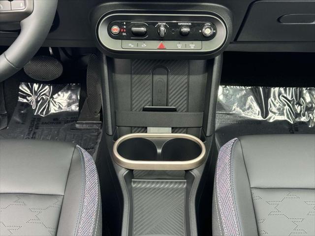 used 2025 MINI Hardtop car, priced at $31,800
