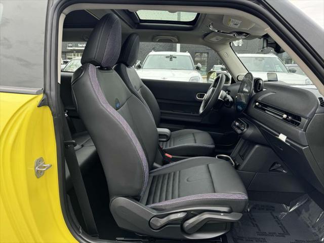 used 2025 MINI Hardtop car, priced at $31,800