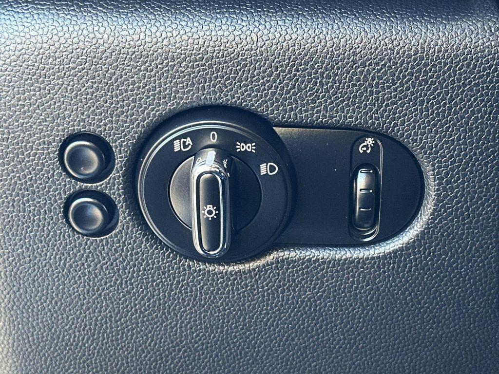 used 2021 MINI Hardtop car, priced at $20,450