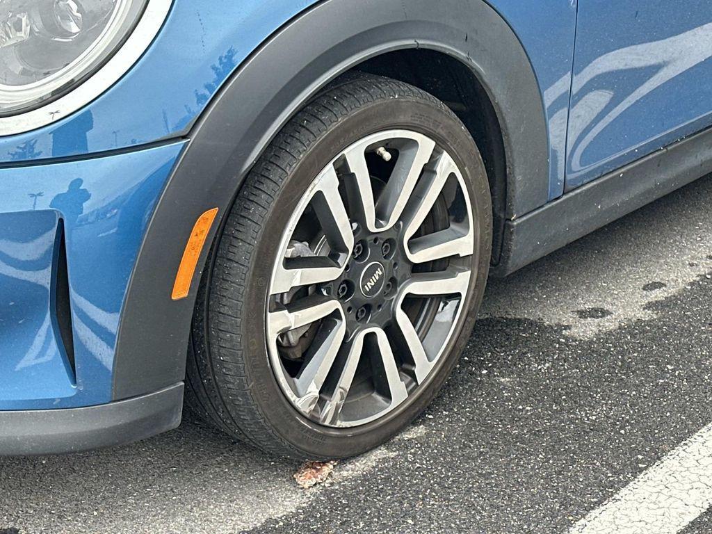 used 2024 MINI Hardtop car, priced at $25,998