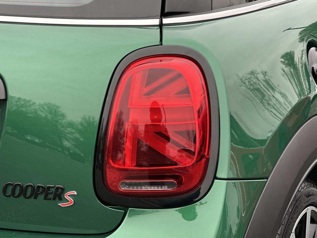 used 2023 MINI Hardtop car, priced at $24,500