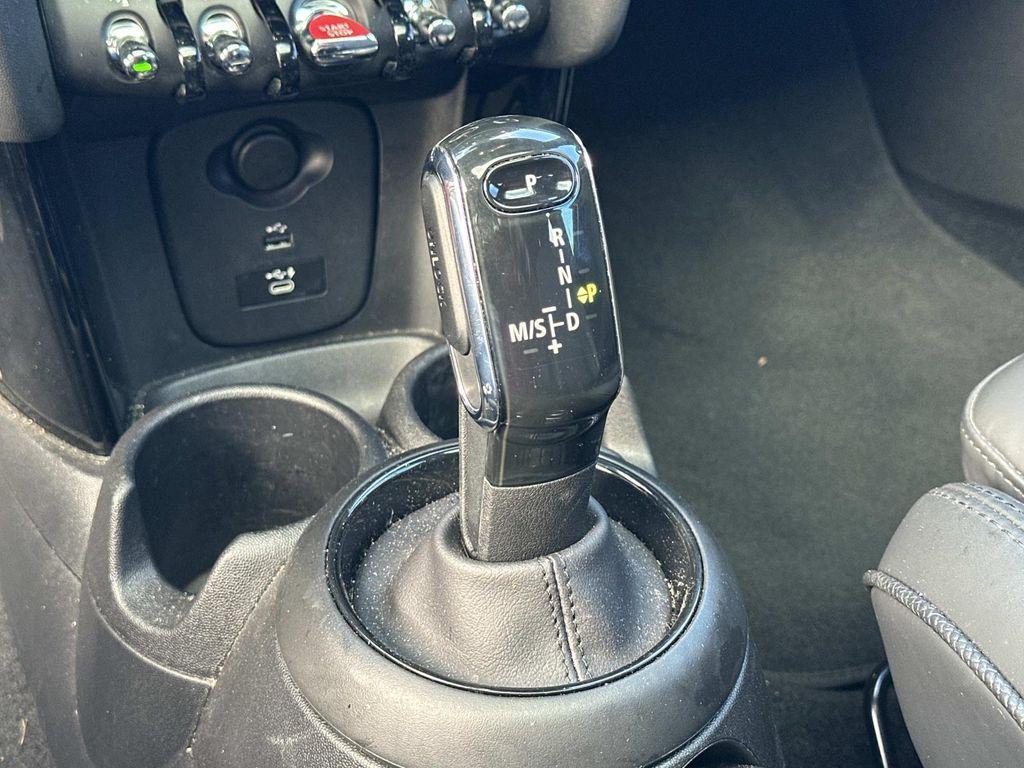 used 2022 MINI Hardtop car, priced at $29,250