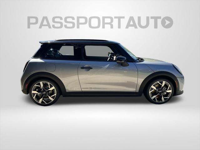 new 2025 MINI Hardtop car, priced at $38,780