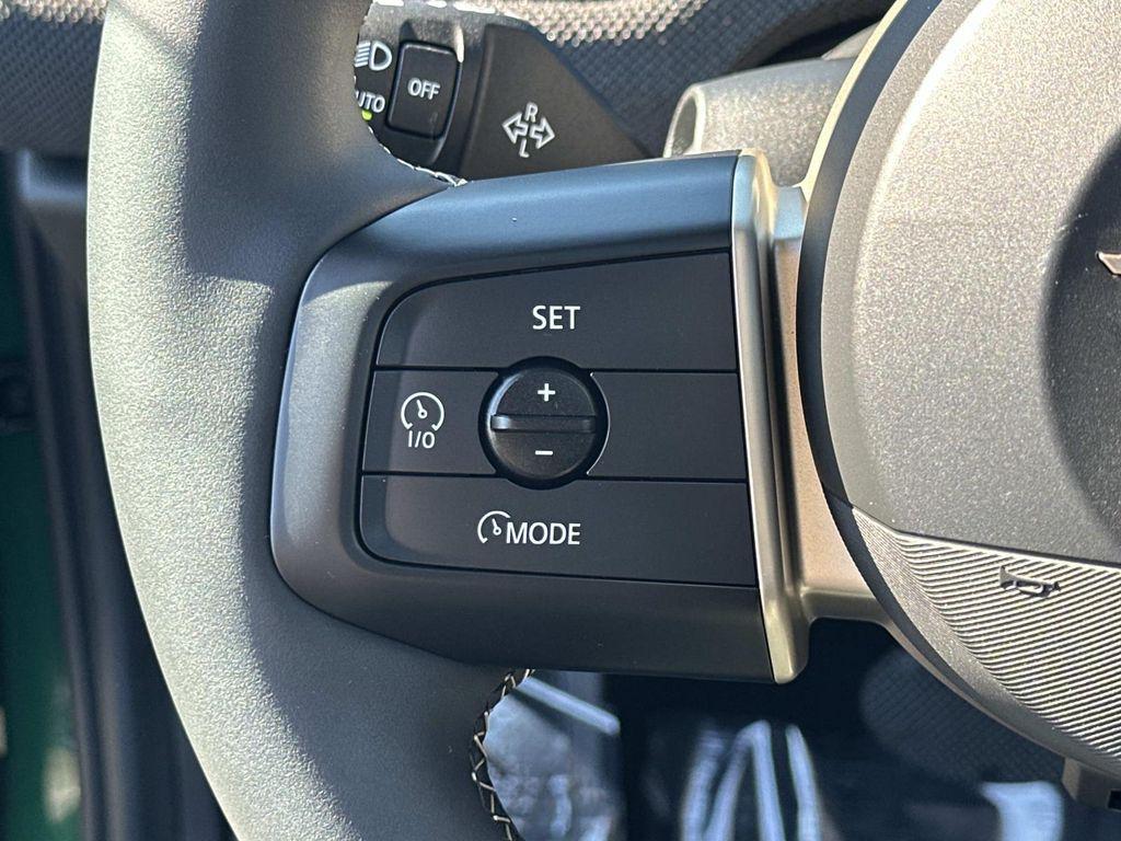 used 2025 MINI Hardtop car, priced at $27,998