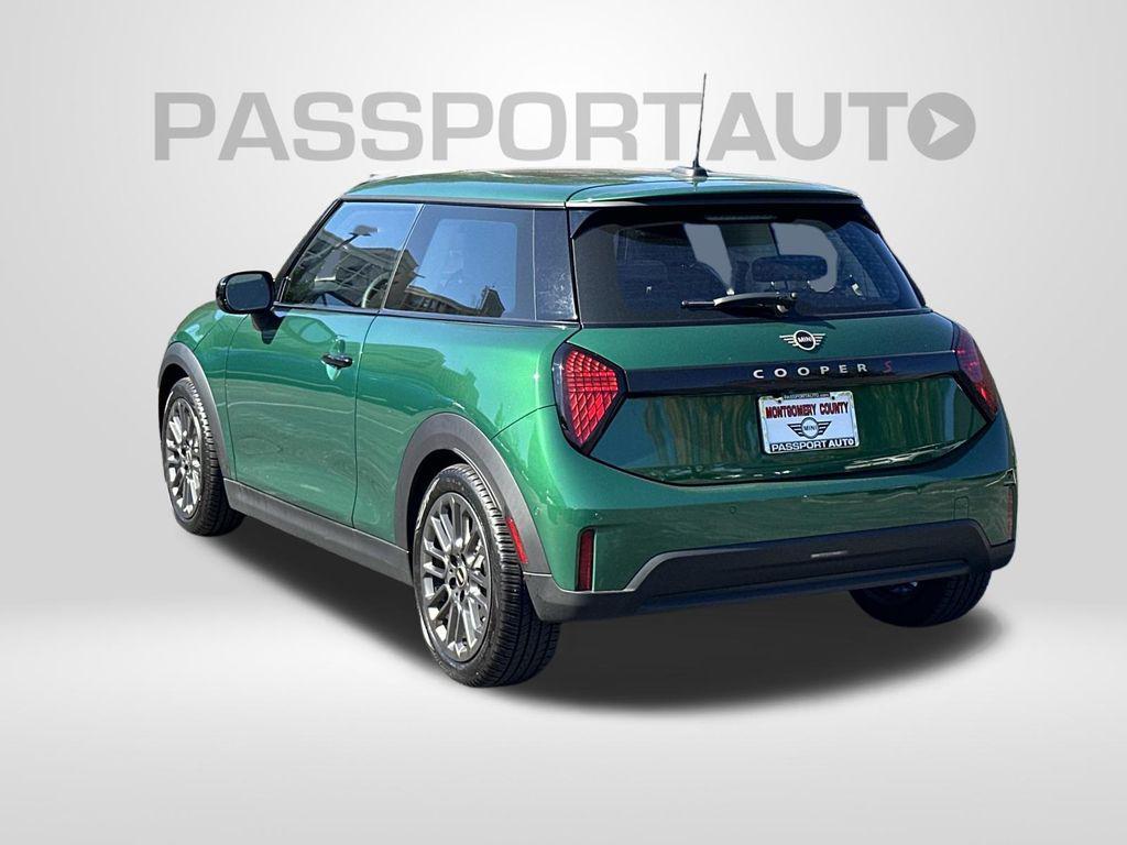 used 2025 MINI Hardtop car, priced at $27,998
