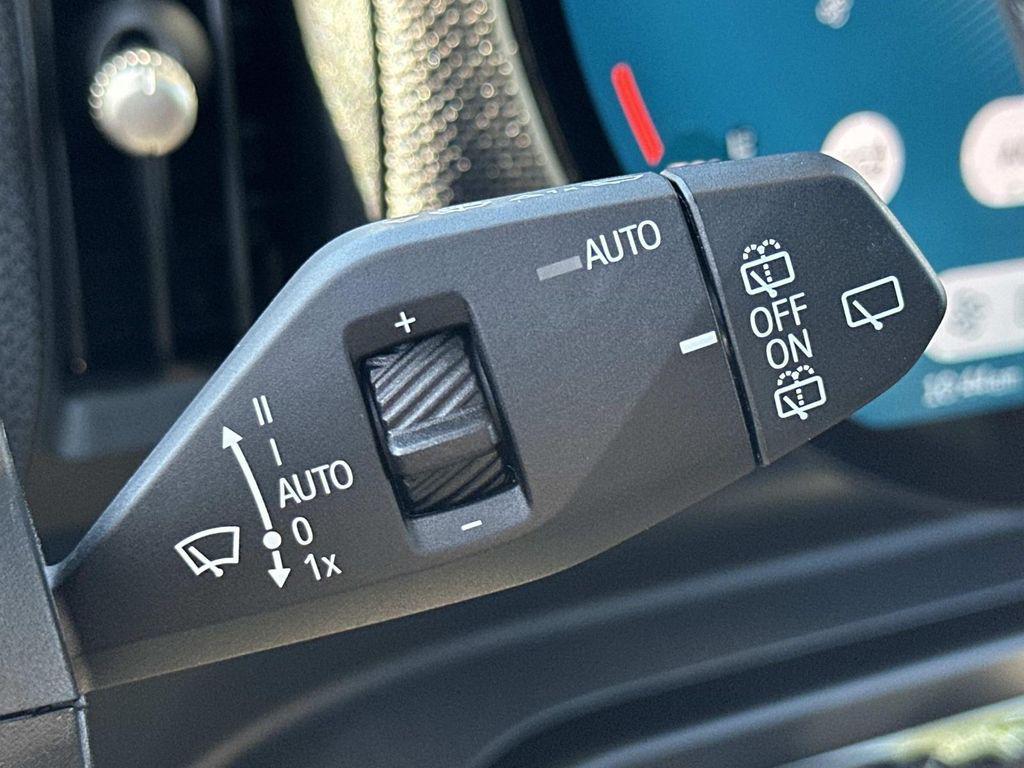 used 2025 MINI Hardtop car, priced at $27,998