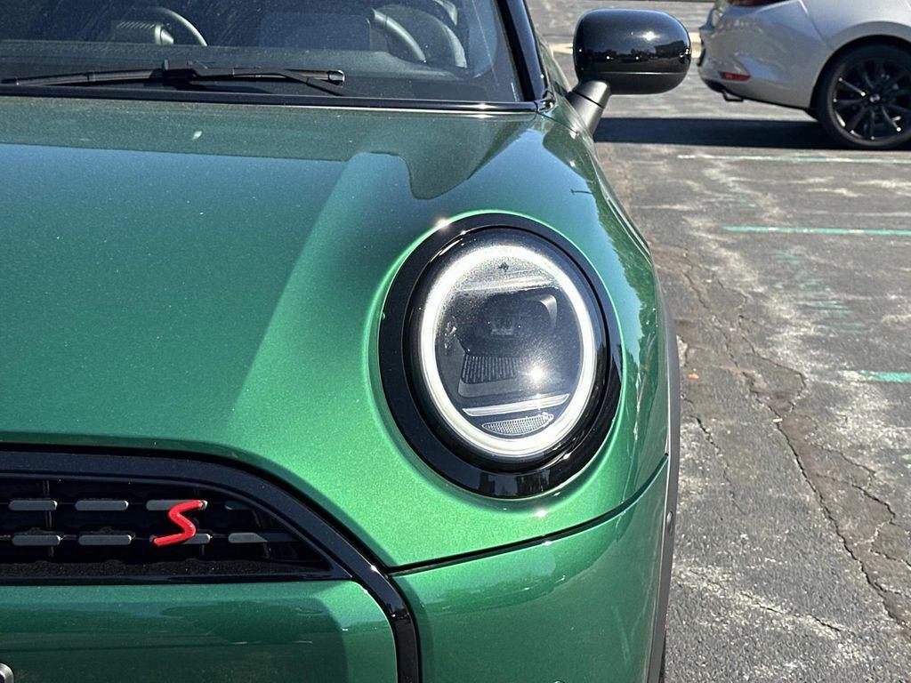 used 2025 MINI Hardtop car, priced at $27,998