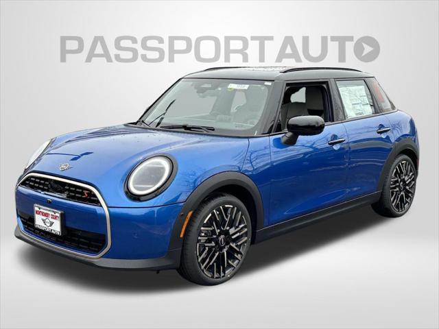 new 2025 MINI Hardtop car, priced at $39,630