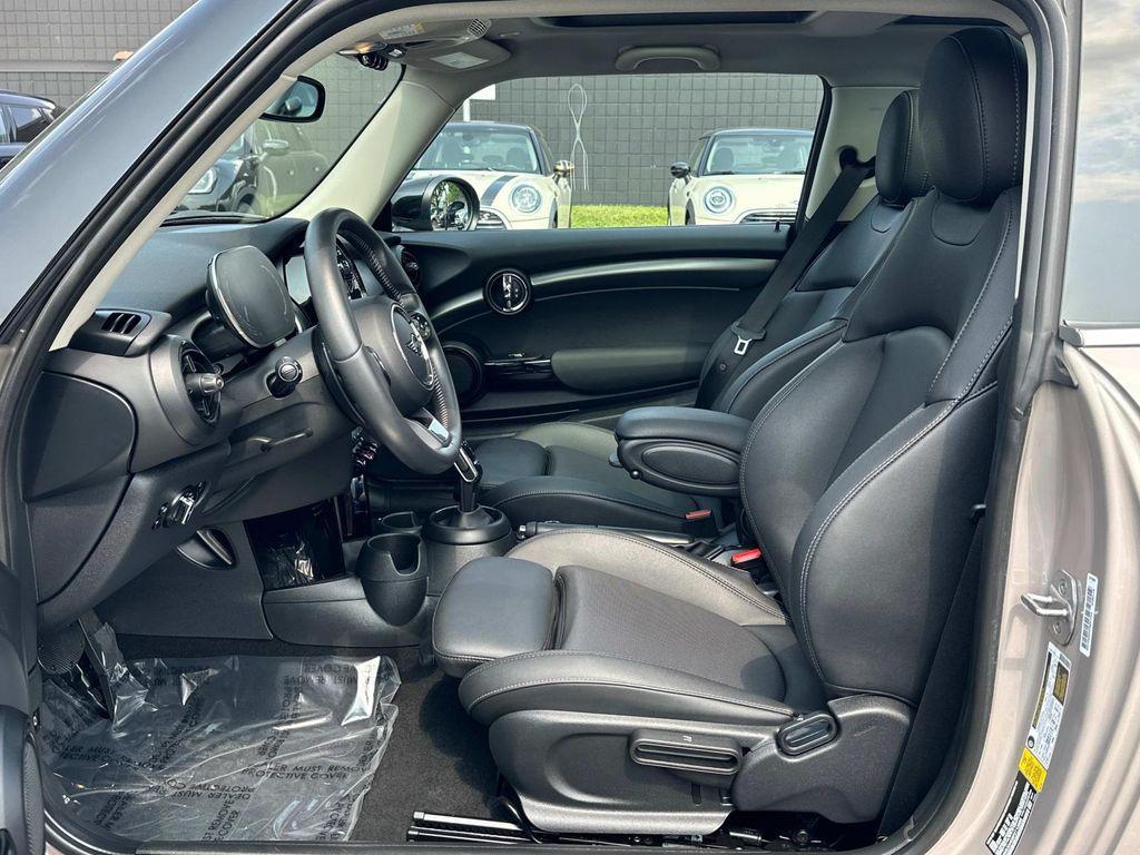 used 2023 MINI Hardtop car, priced at $26,989