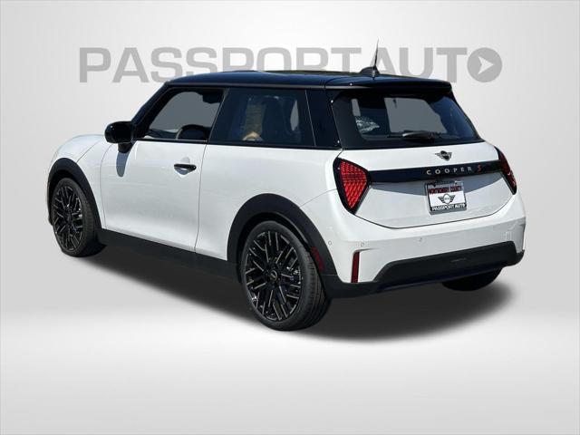 new 2025 MINI Hardtop car, priced at $39,105