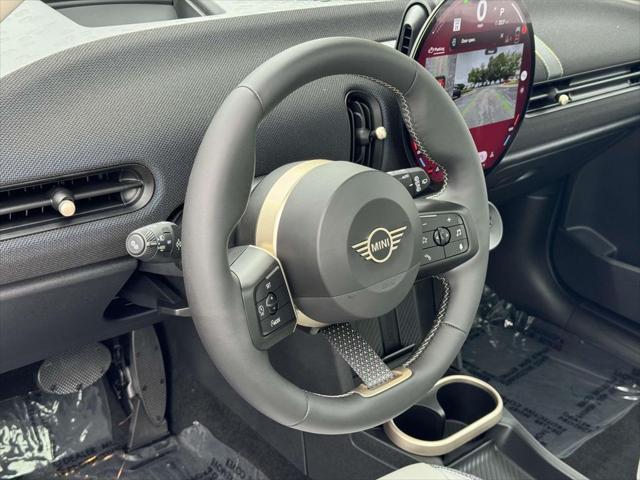 used 2025 MINI Hardtop car, priced at $32,500