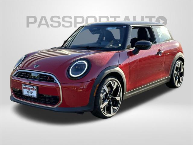 new 2025 MINI Hardtop car, priced at $38,475