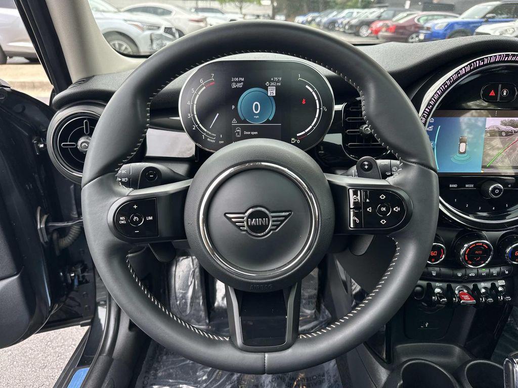 used 2023 MINI Hardtop car, priced at $23,998