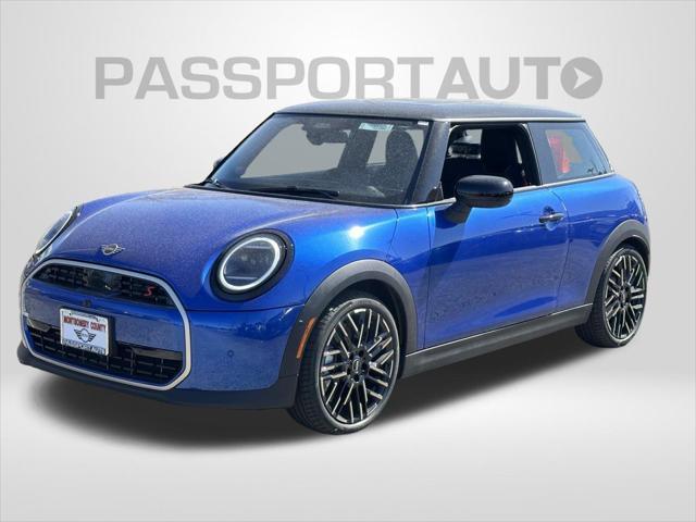 new 2025 MINI Hardtop car, priced at $39,310