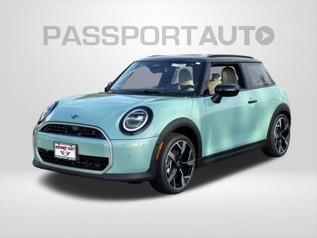 new 2025 MINI Hardtop car, priced at $39,130