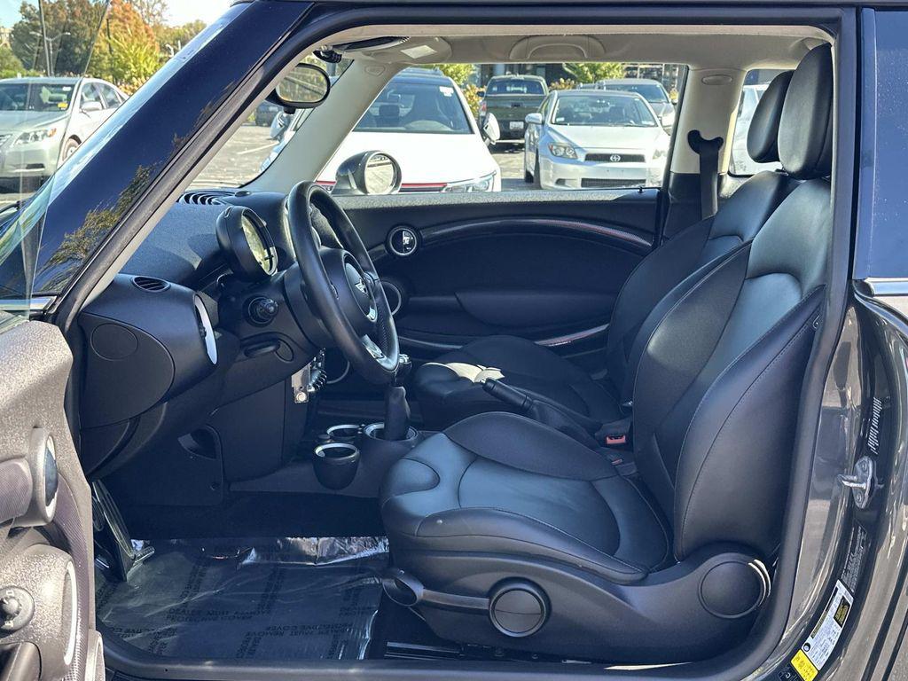 used 2013 MINI Hardtop car, priced at $7,500