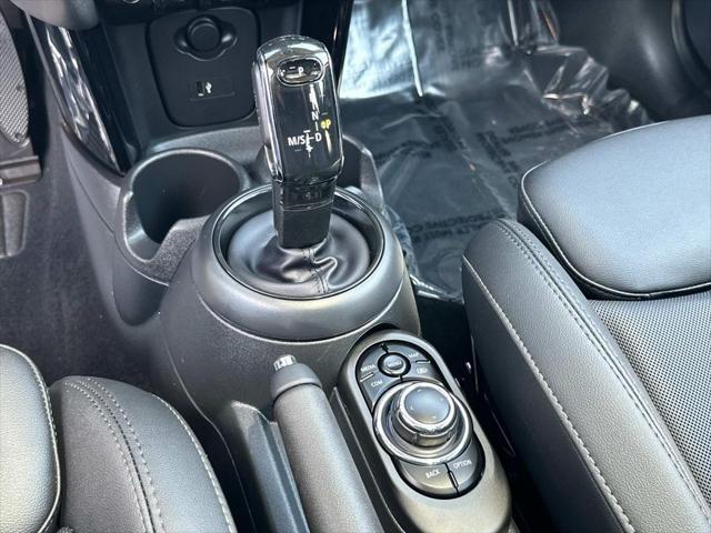 used 2023 MINI Hardtop car, priced at $25,250