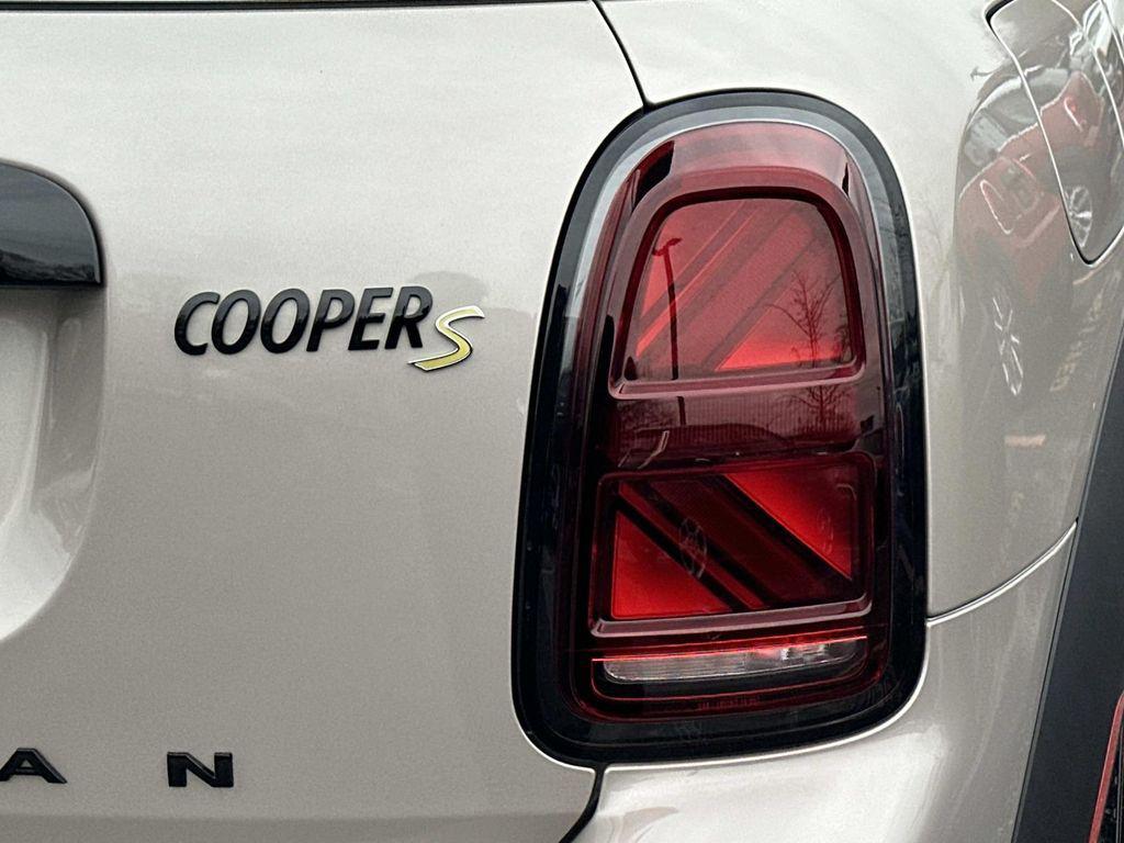 used 2023 MINI SE Countryman car, priced at $33,495