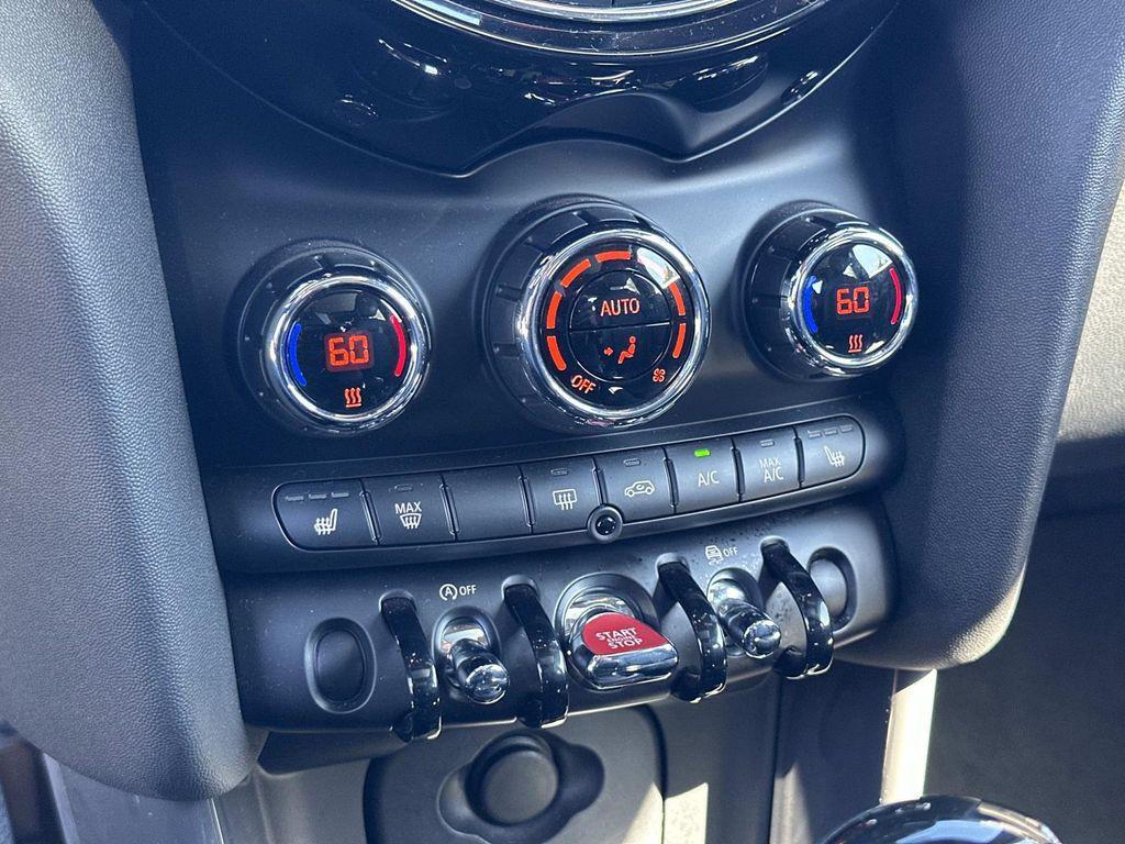 used 2020 MINI Hardtop car, priced at $18,250