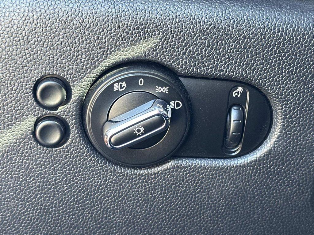 used 2020 MINI Hardtop car, priced at $18,250