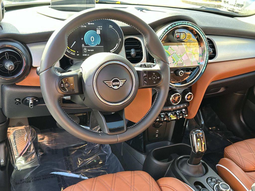 used 2023 MINI Hardtop car, priced at $22,998