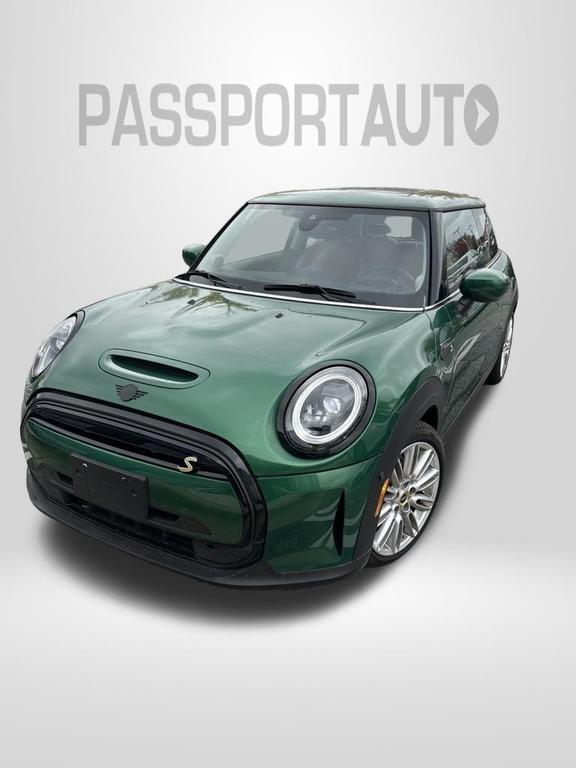 used 2023 MINI Hardtop car, priced at $27,495
