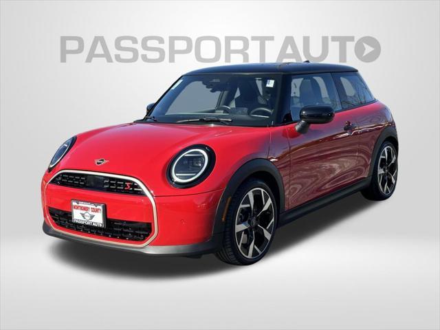 used 2025 MINI Hardtop car, priced at $32,348