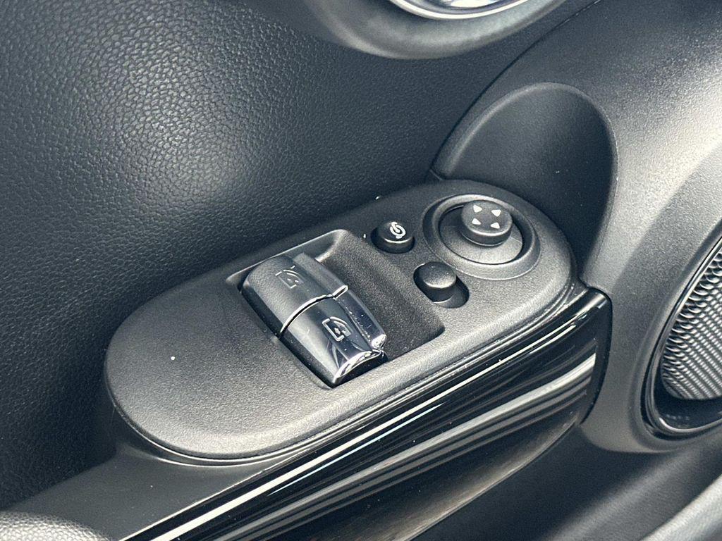 used 2023 MINI Hardtop car, priced at $25,750